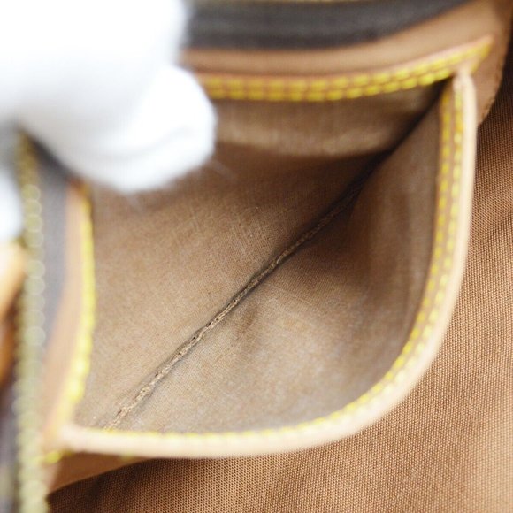 Louis Vuitton Monogram Speedy 40 Duffle Handbag - Picture 7 of 10